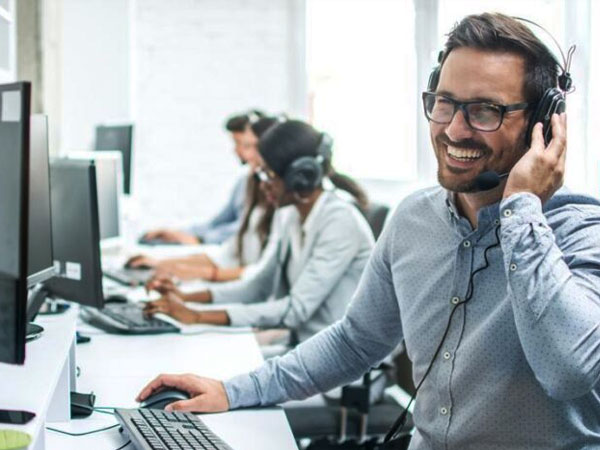 خدمة العملاء