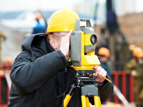 مهارات مهندسي المساحة